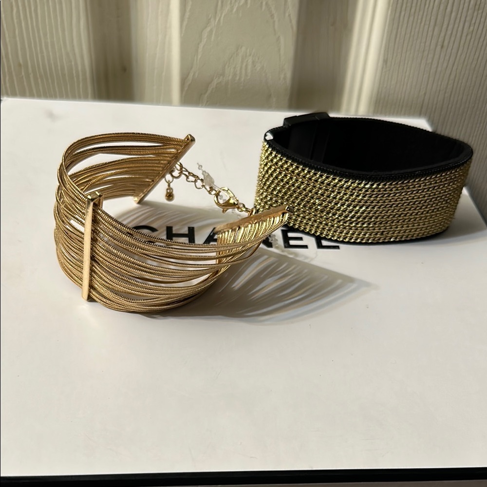 Elegant Gold and Black Bracelet Set